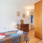 Glicine By Interhome Perledo