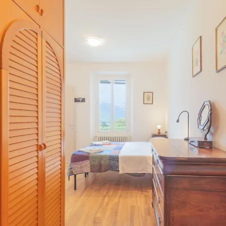 Glicine By Interhome * Perledo