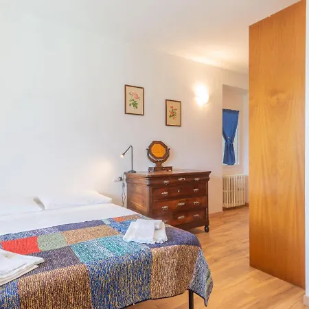 Glicine By Interhome Perledo