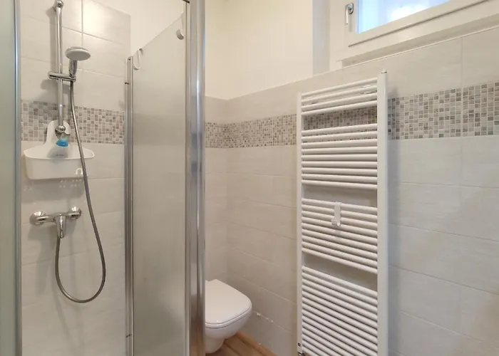 Glicine By Interhome Appartement