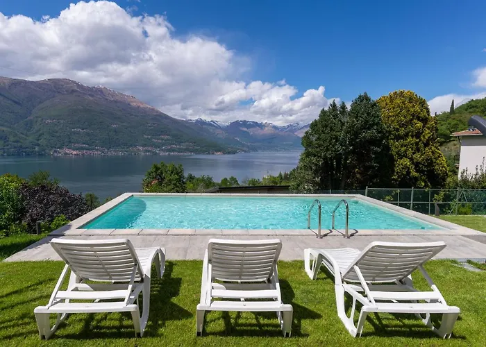 Glicine By Interhome Perledo