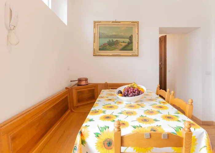 Glicine By Interhome * Perledo